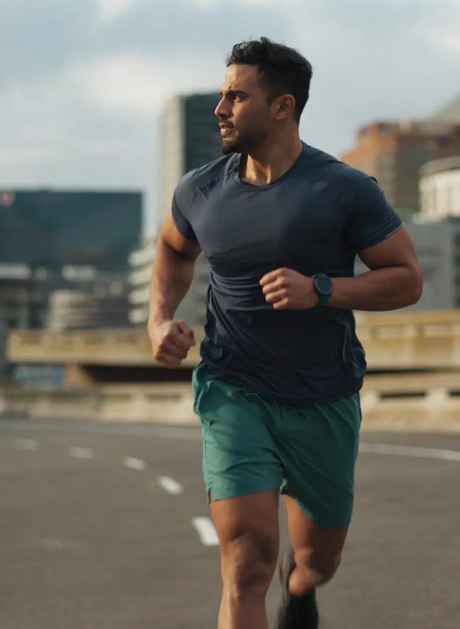 Man running Decathlon marketing campaign